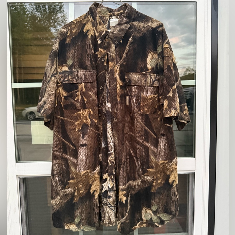 Columbia Outdoor Short Sleeve Button Up